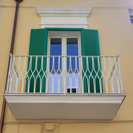 Dimora Del Sorriso Apartment Monopoli Exterior foto